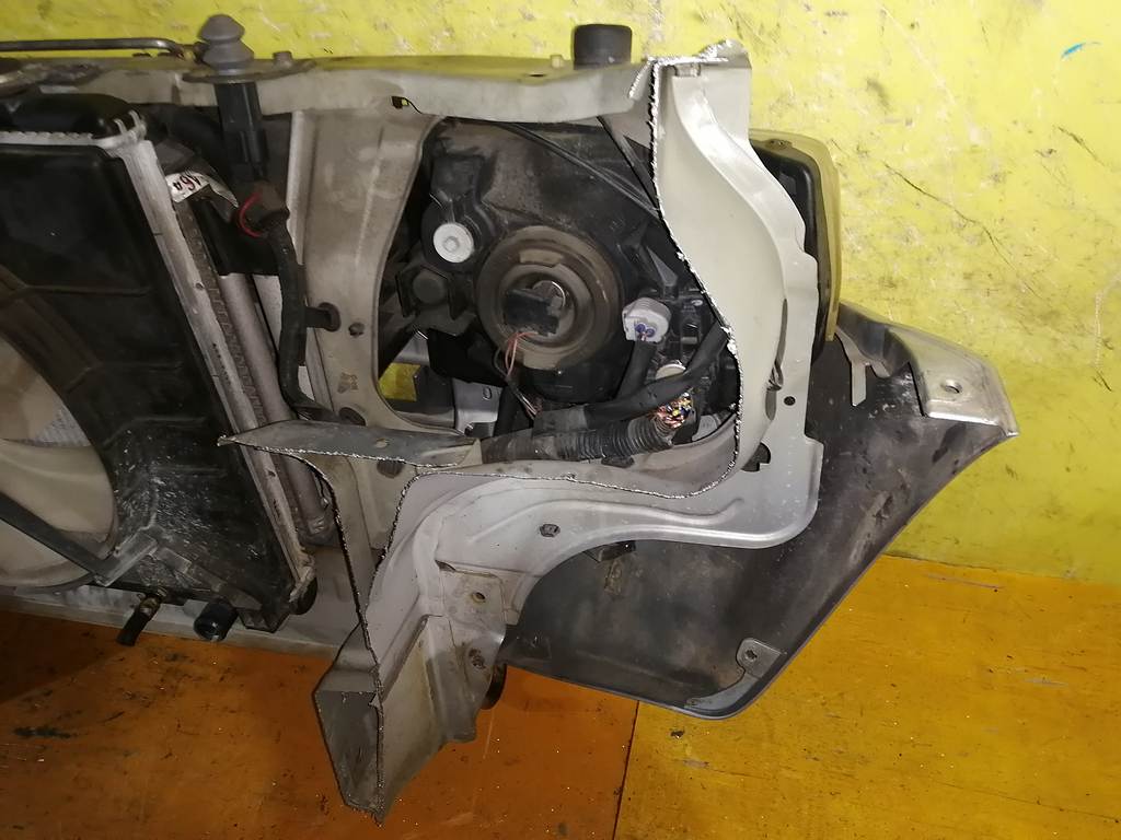 ноускат Nissan KIX