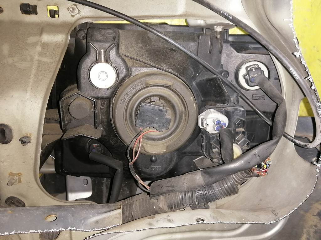 ноускат Nissan KIX