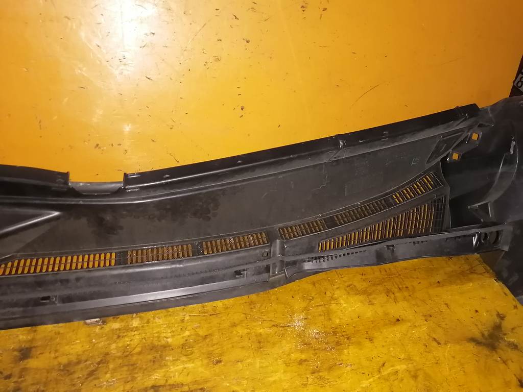жабо Toyota Tundra