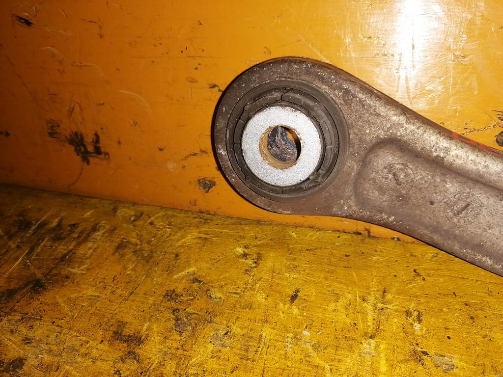 рычаг Porsche Cayenne