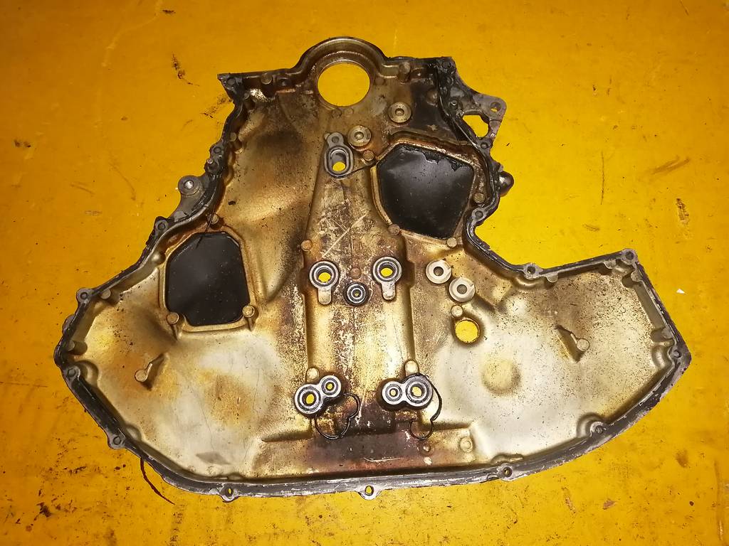 лобовина Nissan