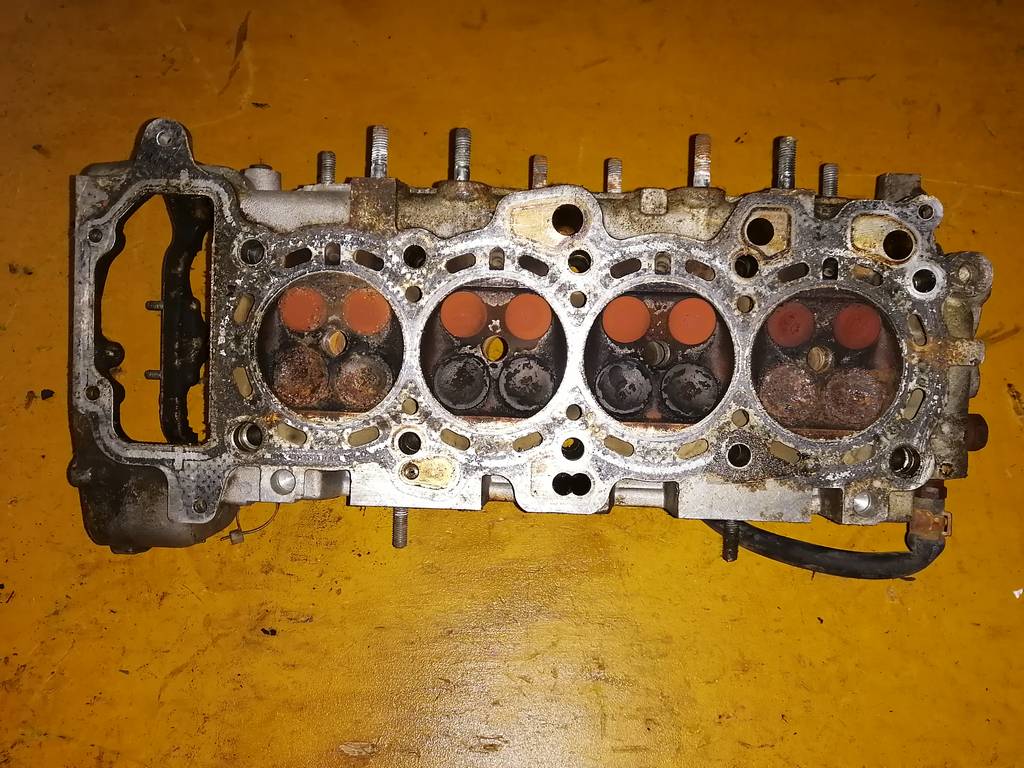 головка блока цилиндров Nissan