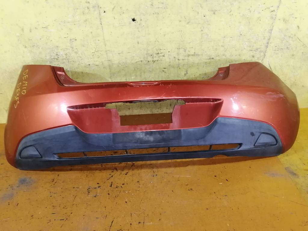 бампер Mazda Demio