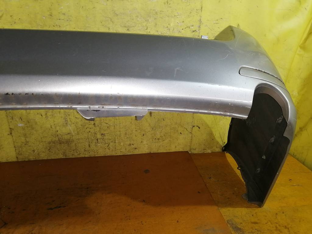 бампер Mazda MPV