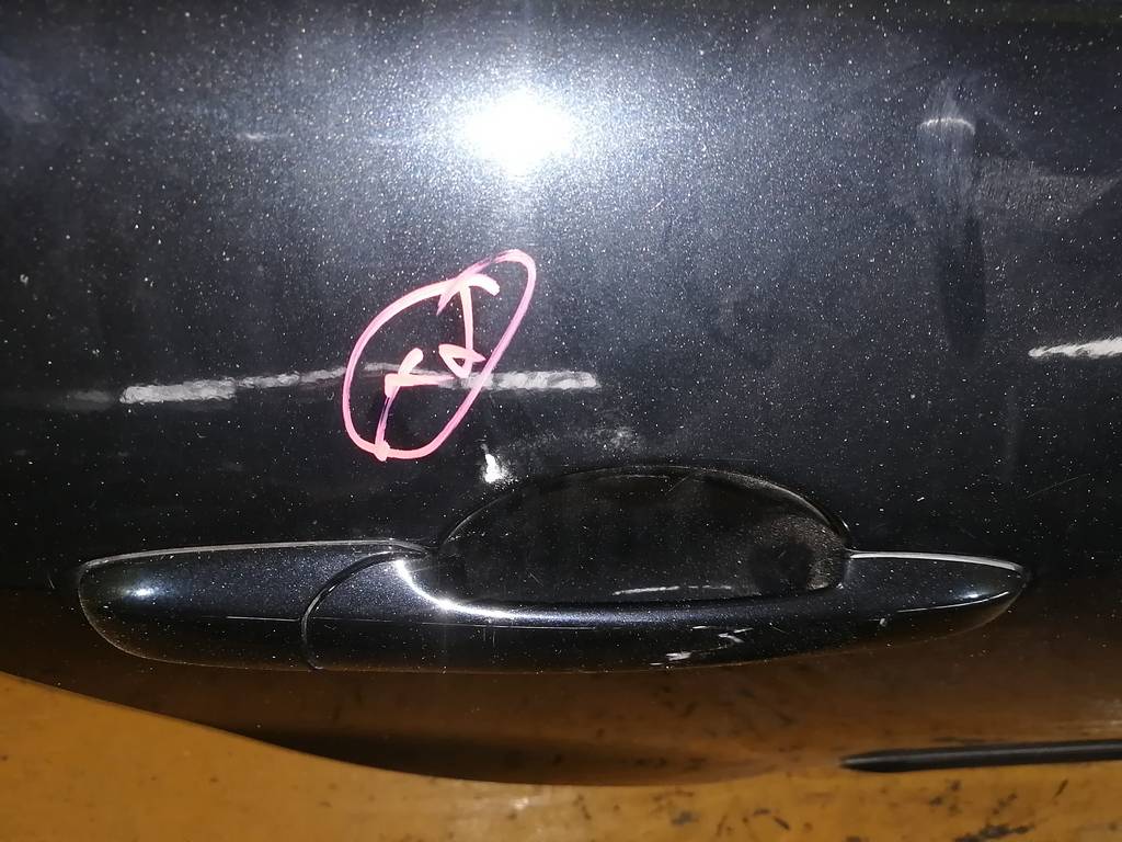 дверь Mazda Atenza