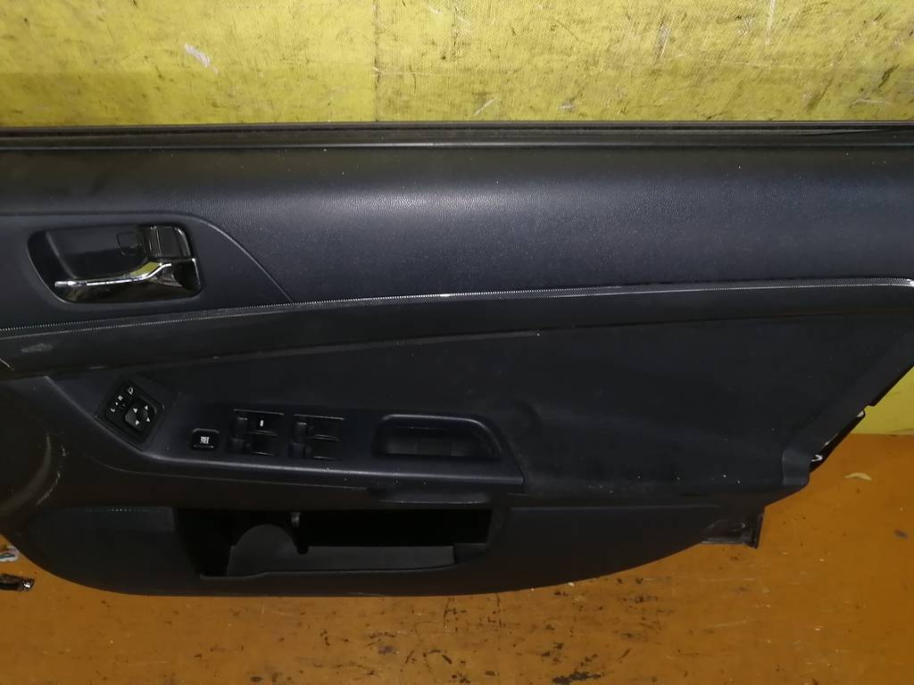 дверь Mitsubishi Galant Fortis