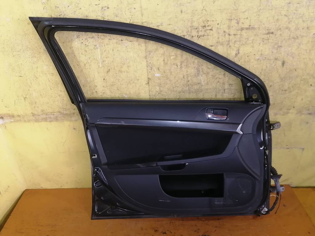 дверь Mitsubishi Galant Fortis