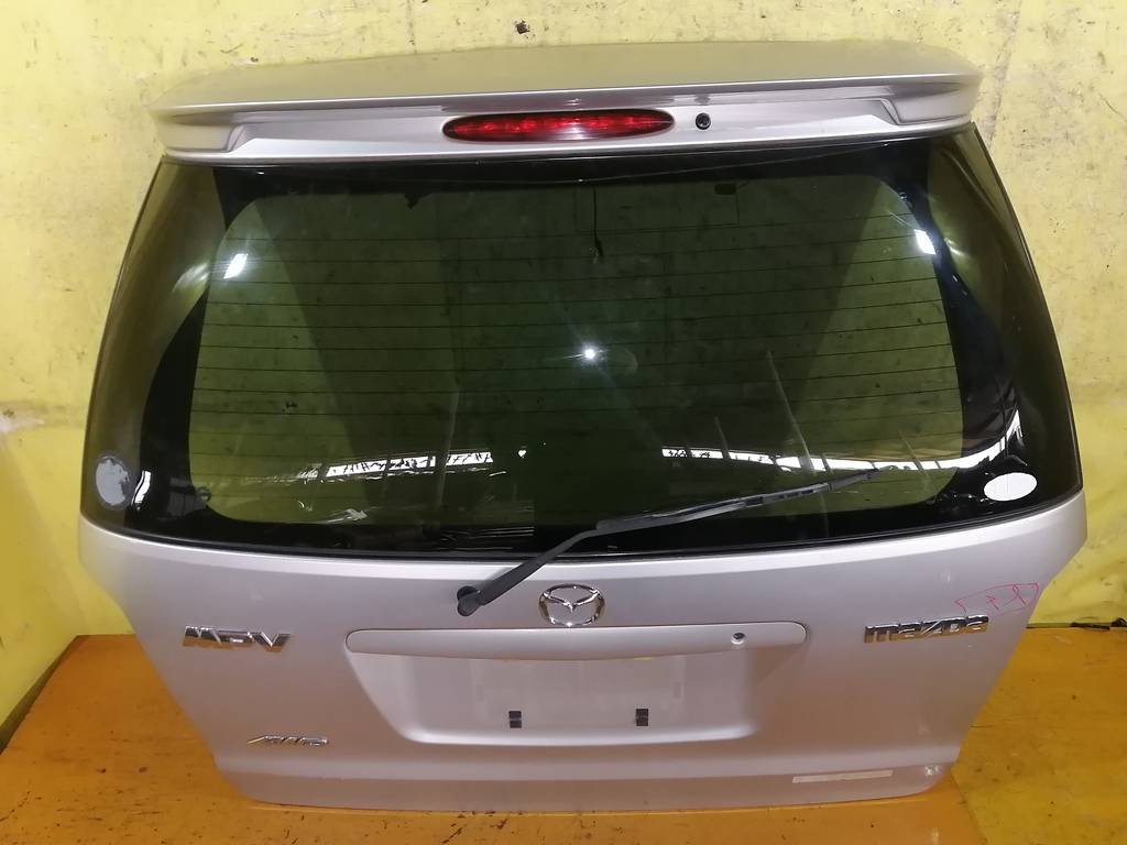 дверь 5-я Mazda MPV