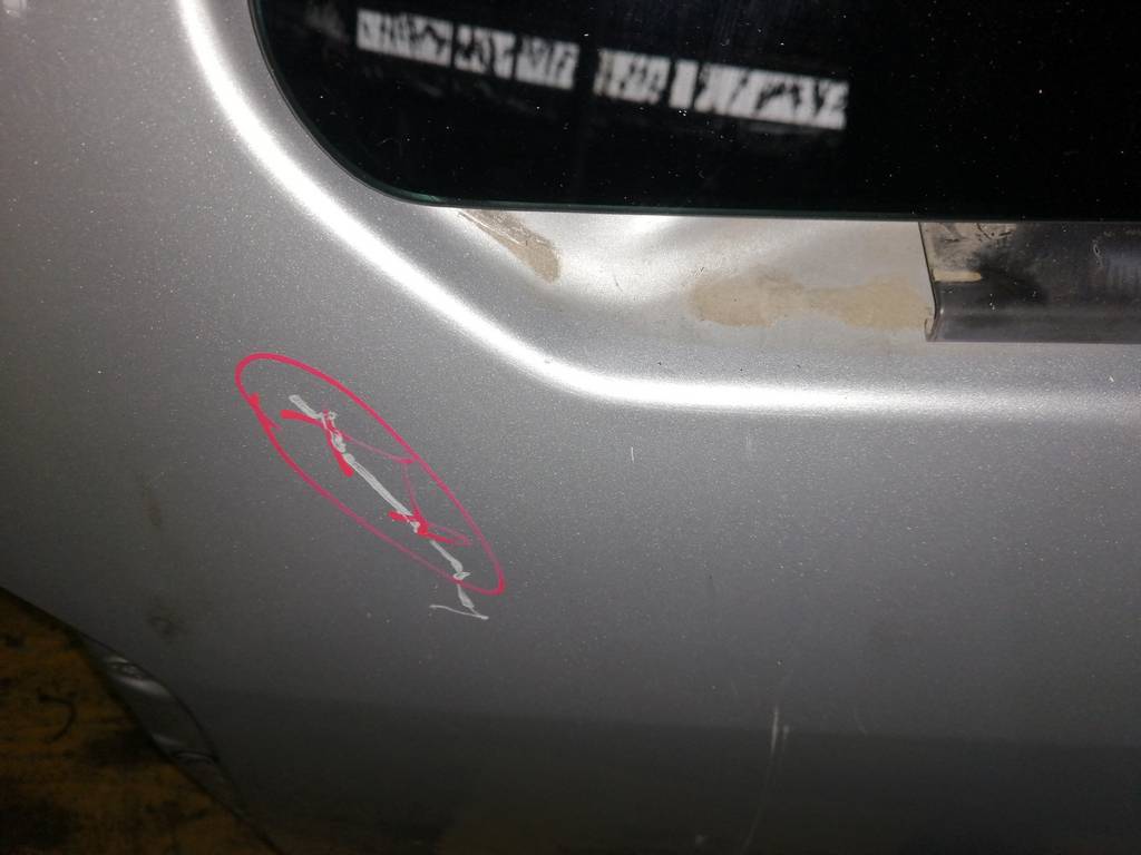 крыло Mazda MPV