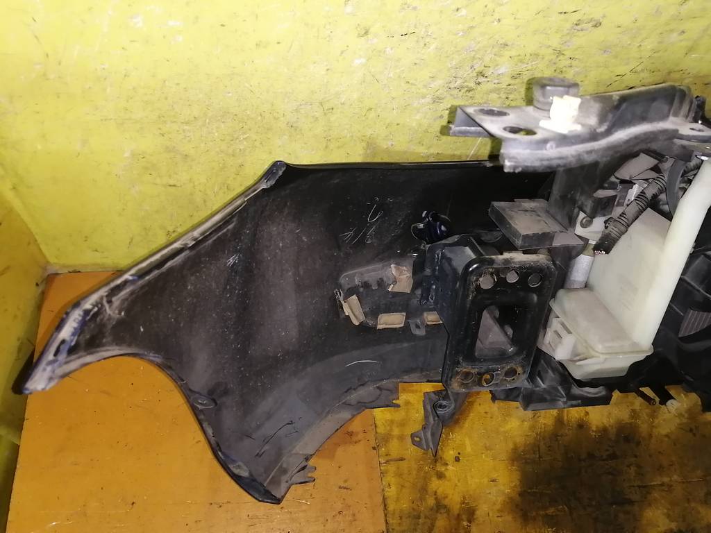 ноускат Mazda Demio