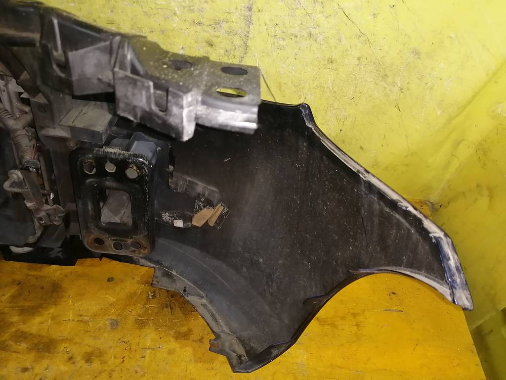 ноускат Mazda Demio