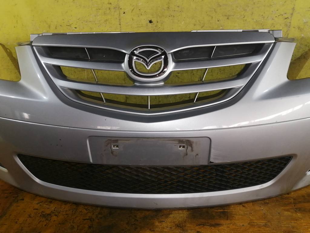 бампер Mazda MPV