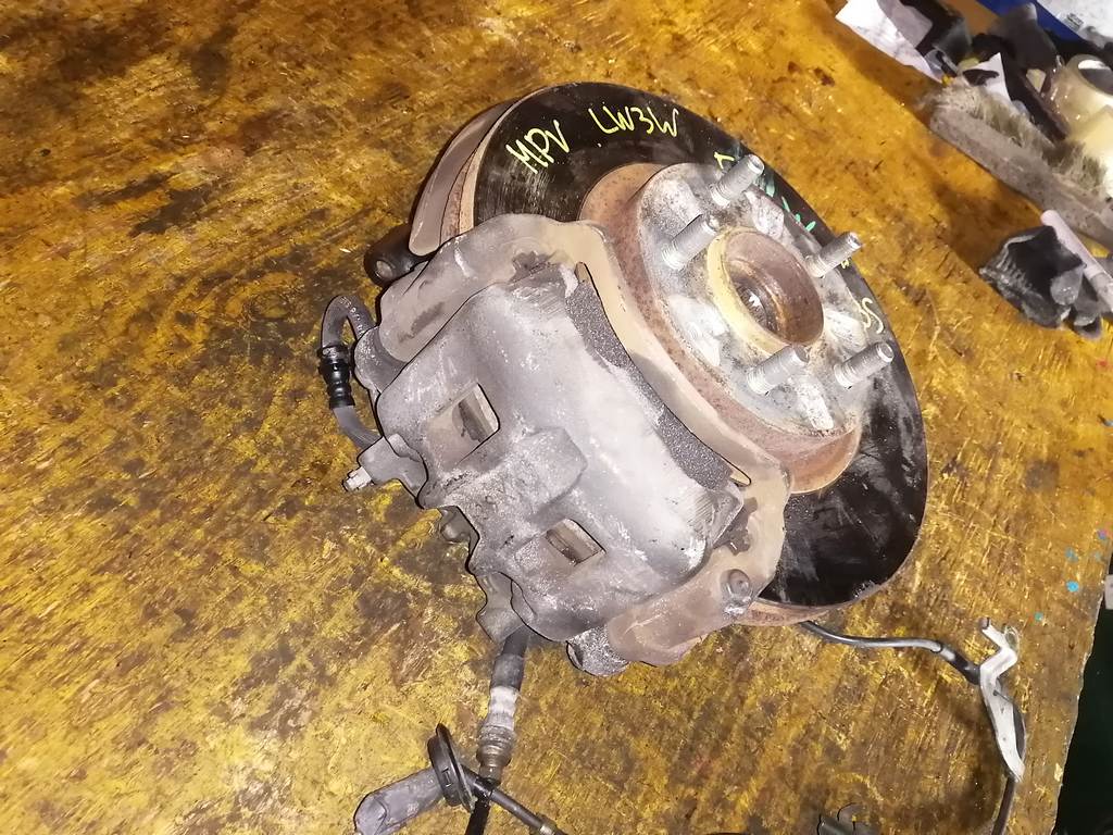 ступица Mazda MPV