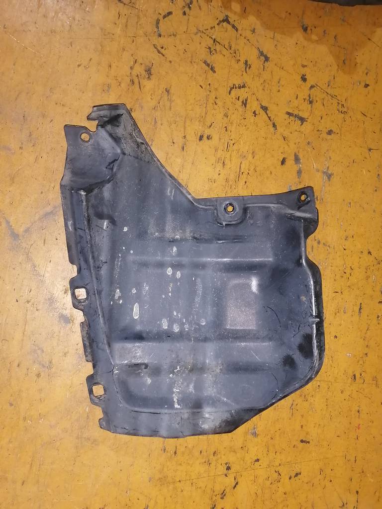 подкрылок Mitsubishi Galant Fortis