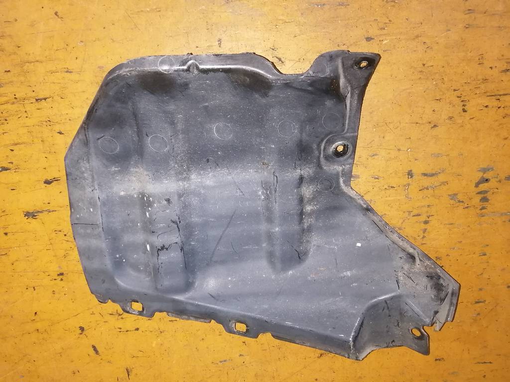 подкрылок Mitsubishi Galant Fortis