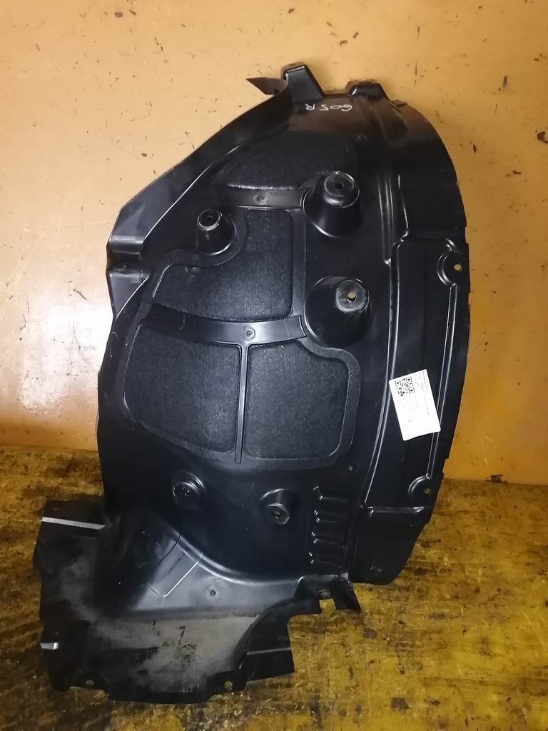 подкрылок BMW X5