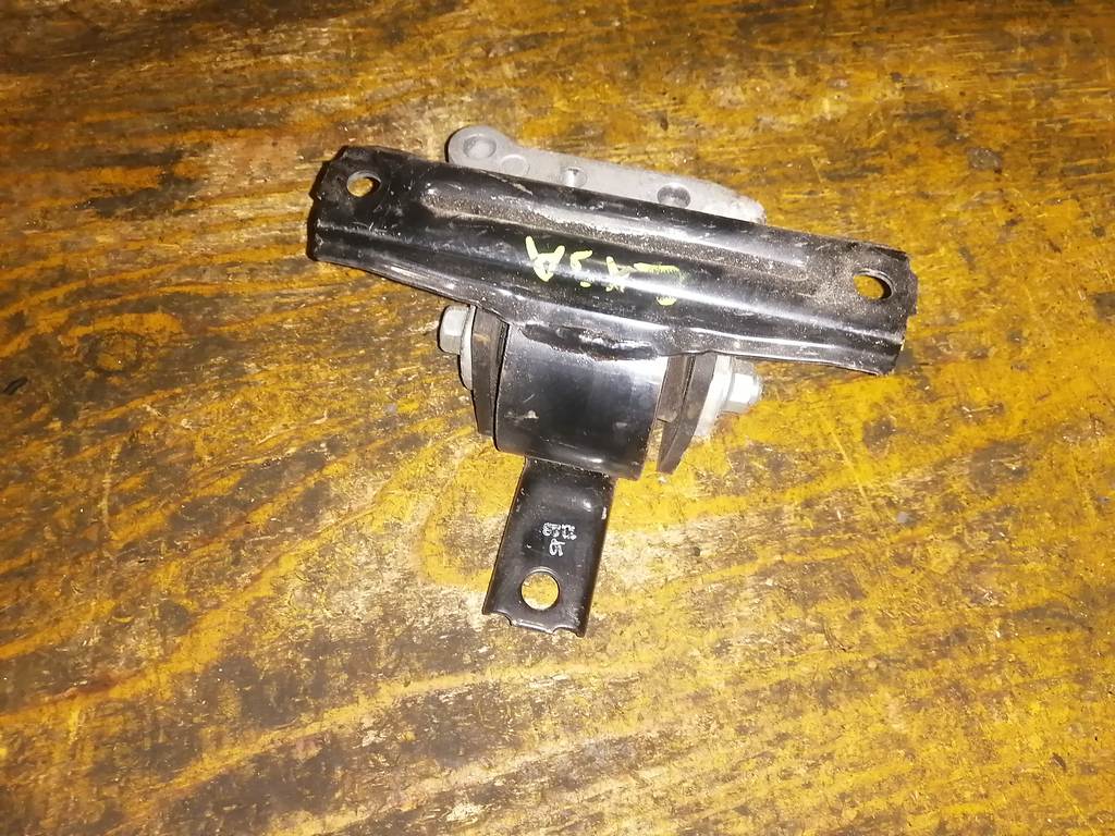 подушка двигателя Mitsubishi Galant Fortis