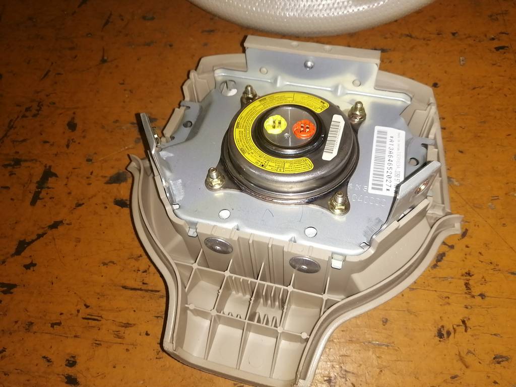airbag водительский Mazda Demio