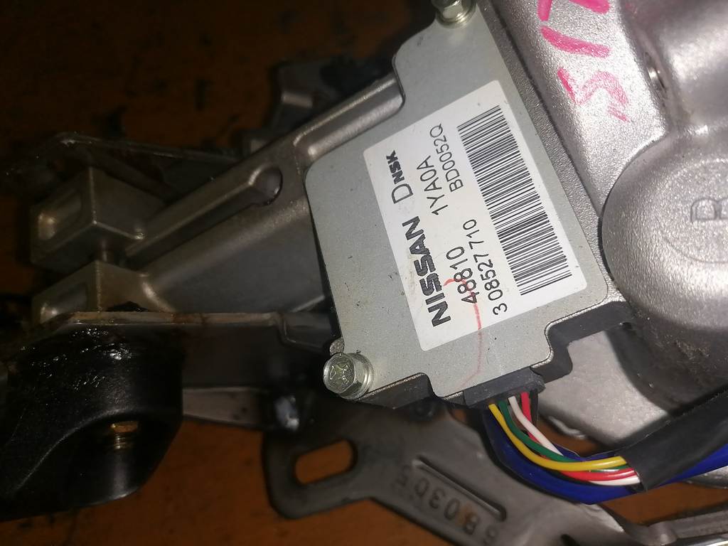 рулевая колонка Nissan Dualis