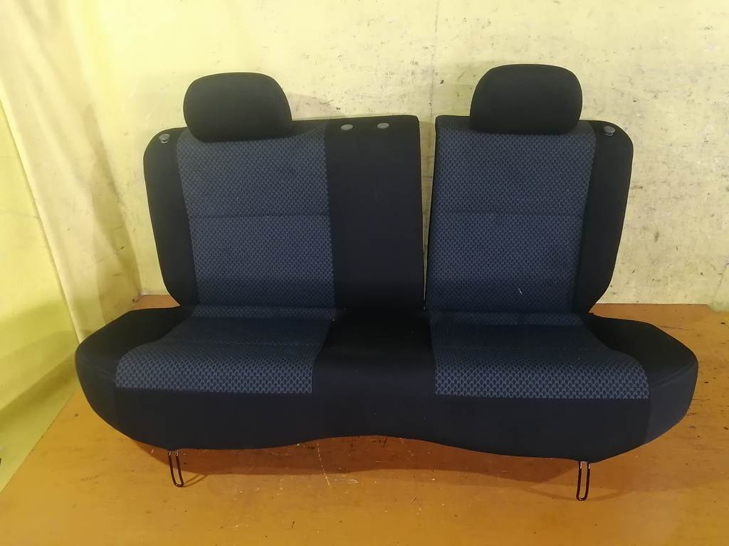 сидение Subaru Impreza