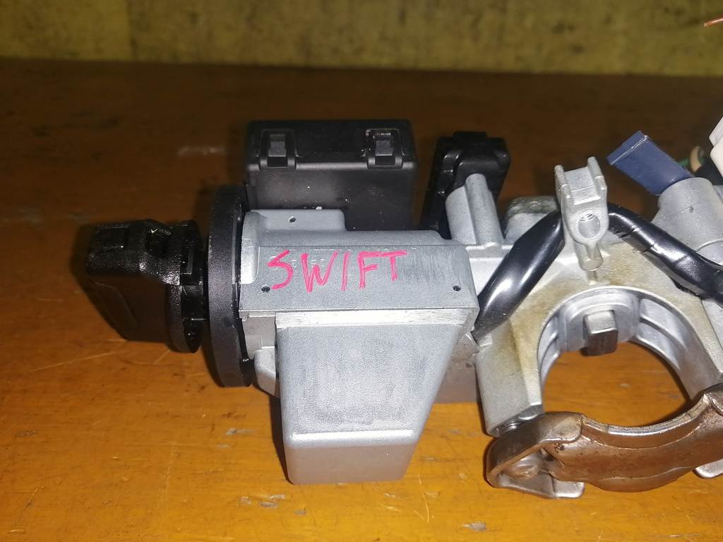 замок зажигания Suzuki Swift