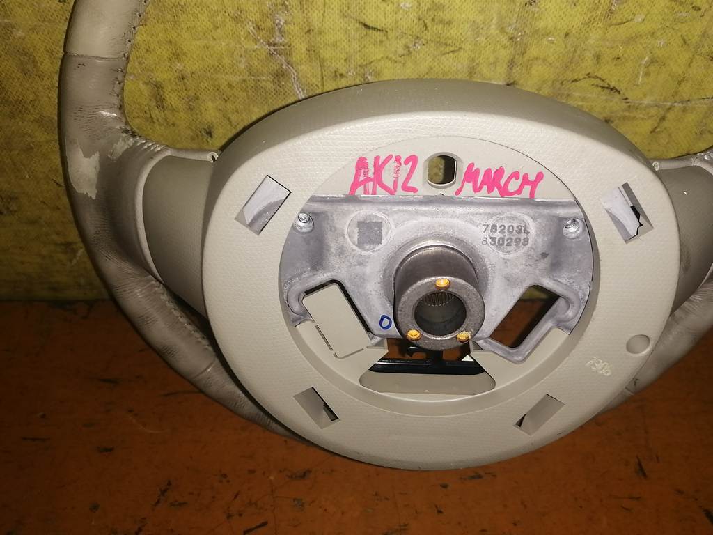 airbag водительский Nissan March