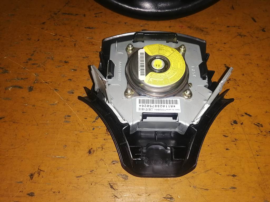 airbag водительский Mazda Atenza