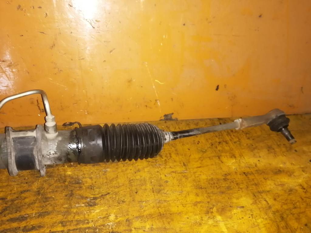 рейка рулевая Nissan Serena