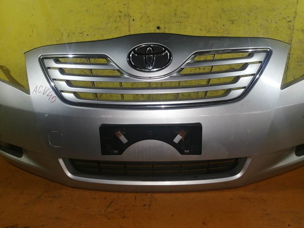 бампер Toyota Camry