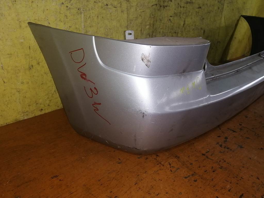 бампер Mazda Demio