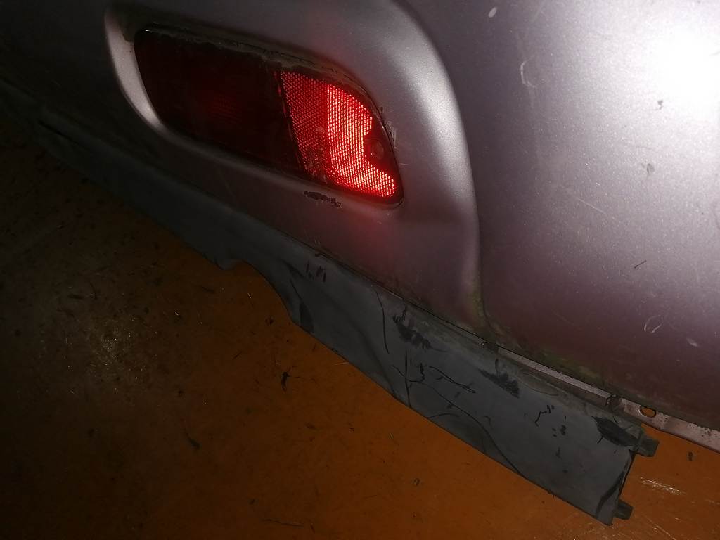 бампер Suzuki Swift