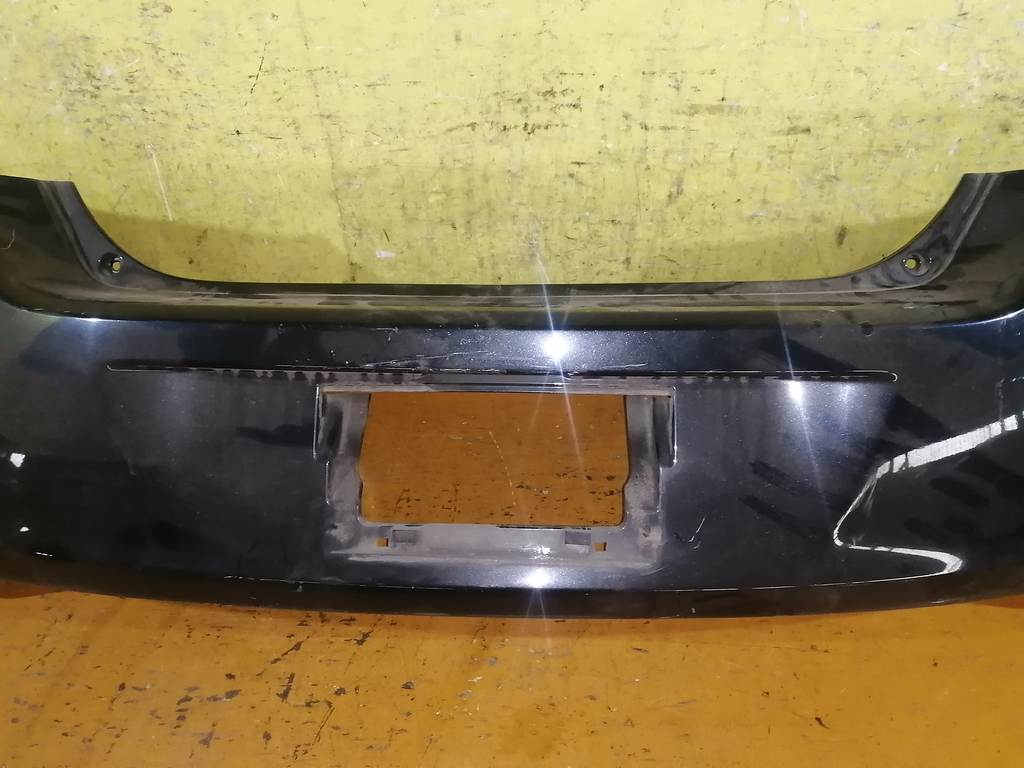 бампер Toyota Vitz