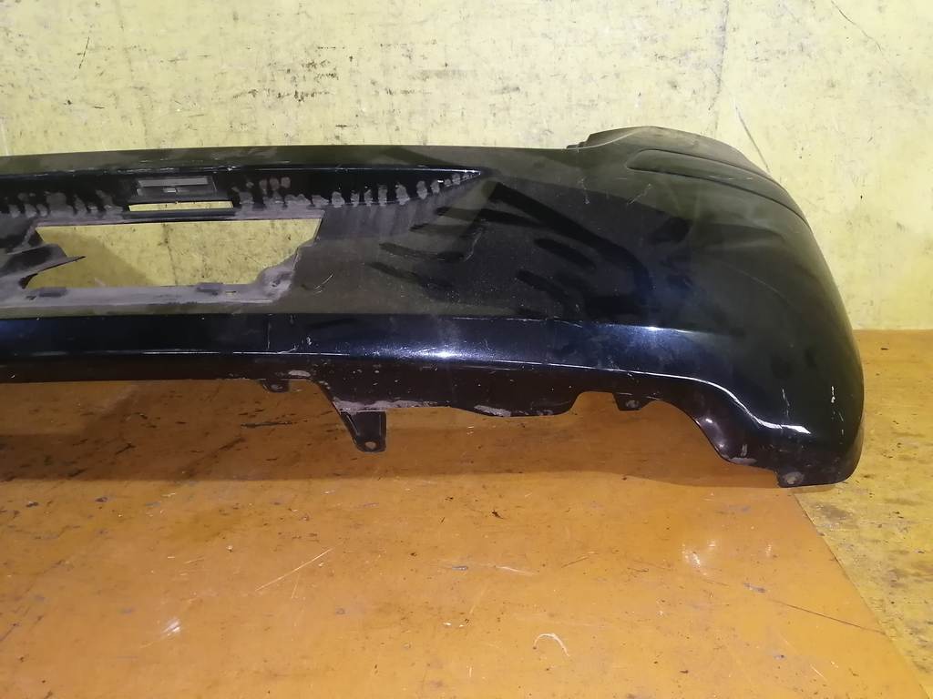 бампер Toyota Vitz