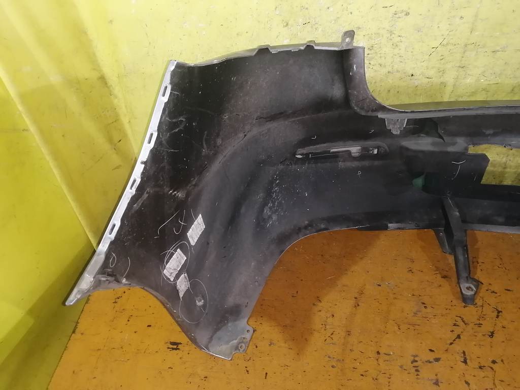 бампер Mazda Axela