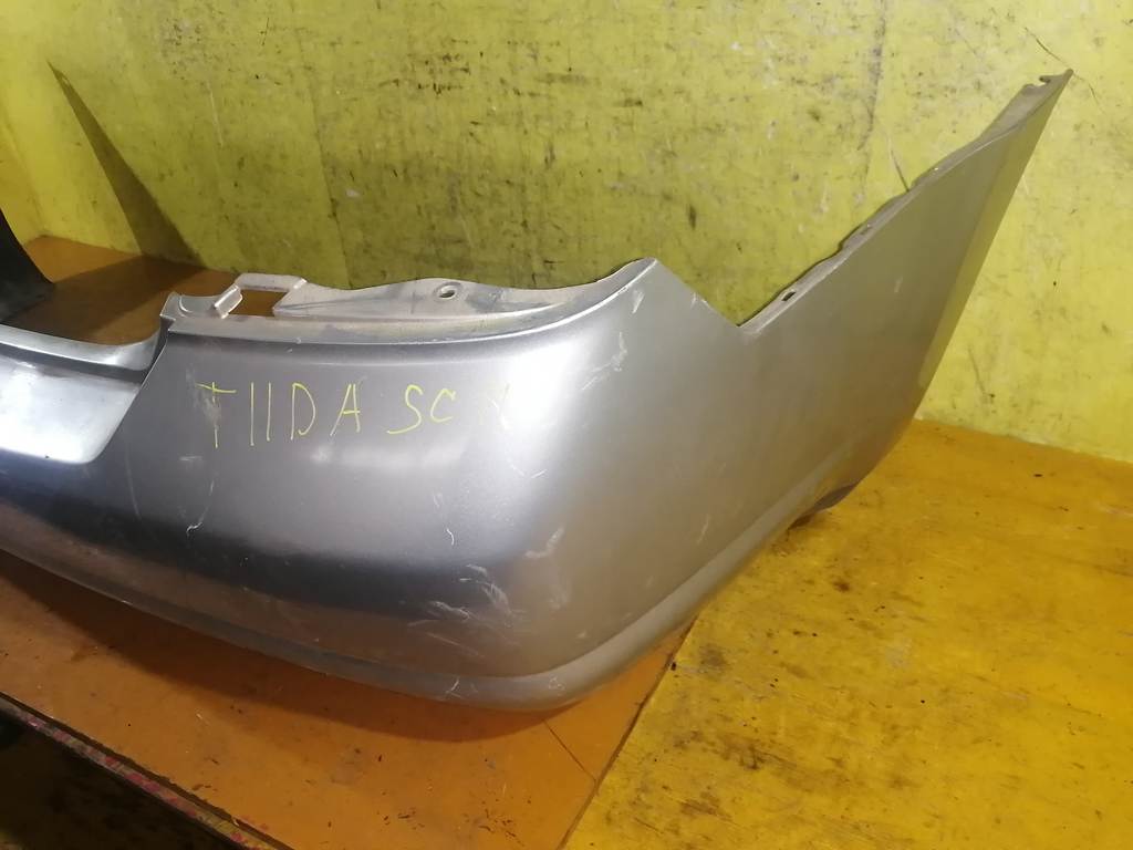 бампер Nissan Tiida Latio