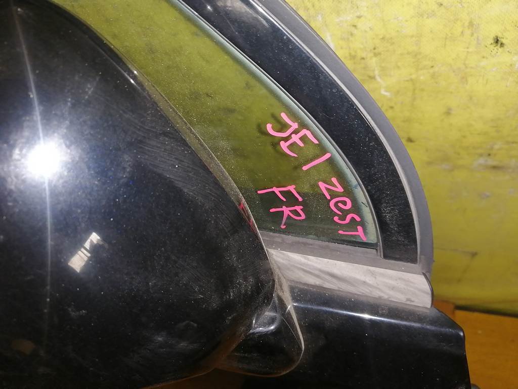дверь Honda Zest