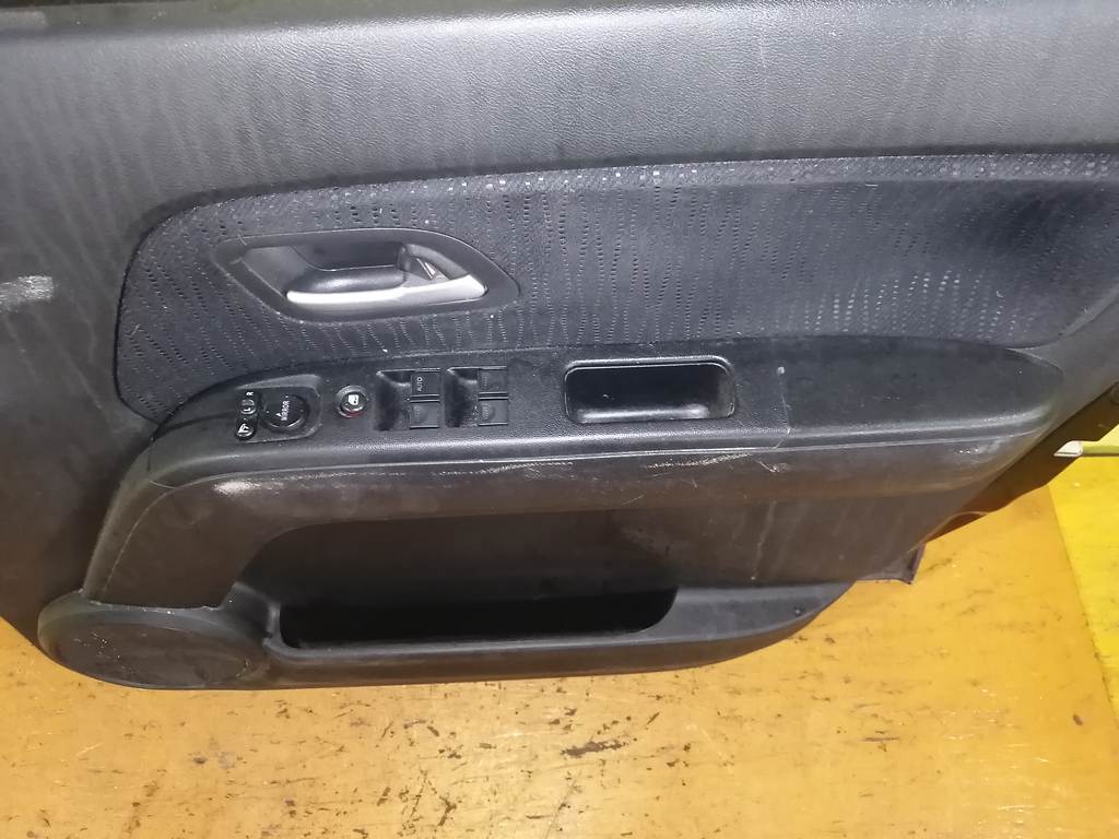 дверь Honda Zest