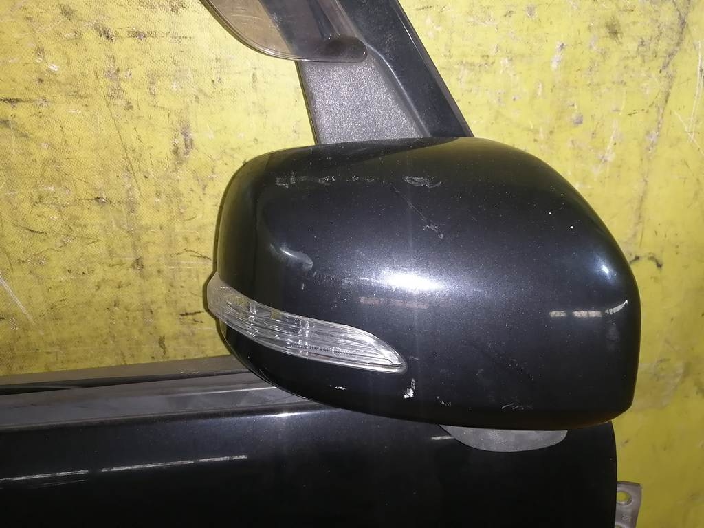 зеркало Daihatsu Tanto