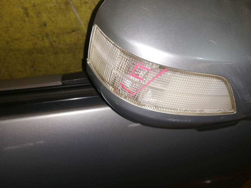 зеркало Honda Freed