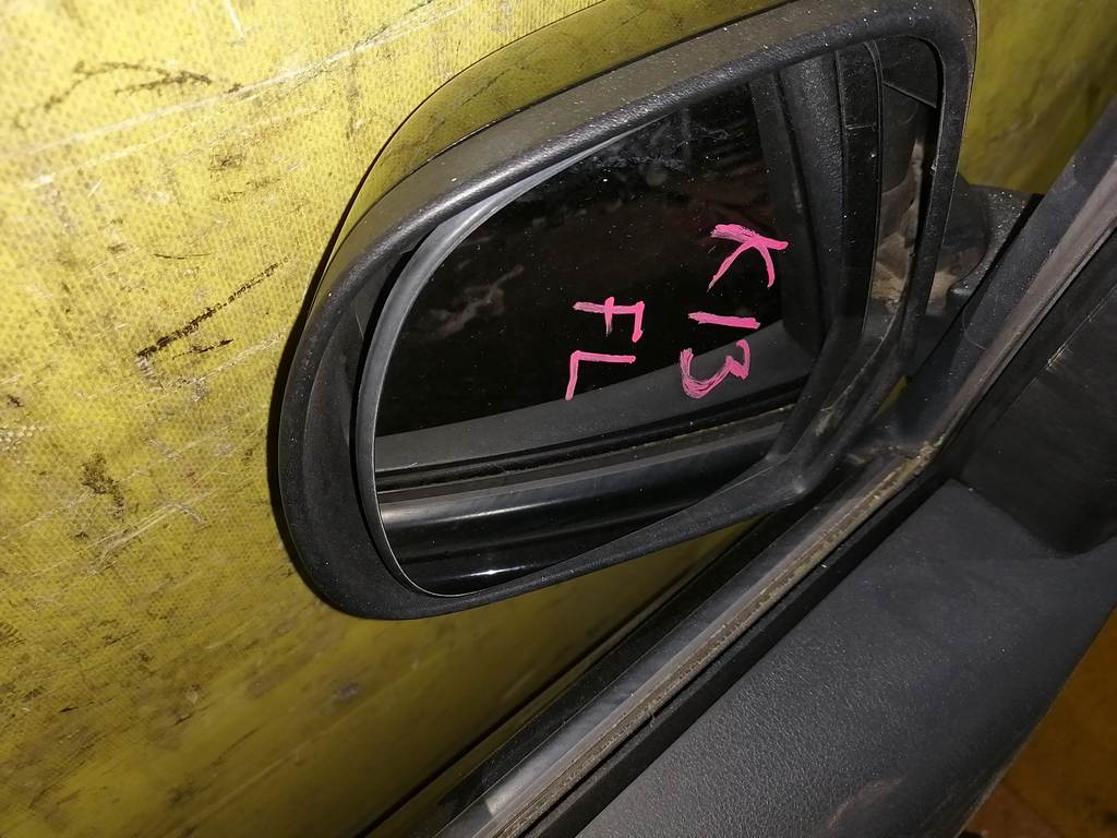 зеркало Nissan March
