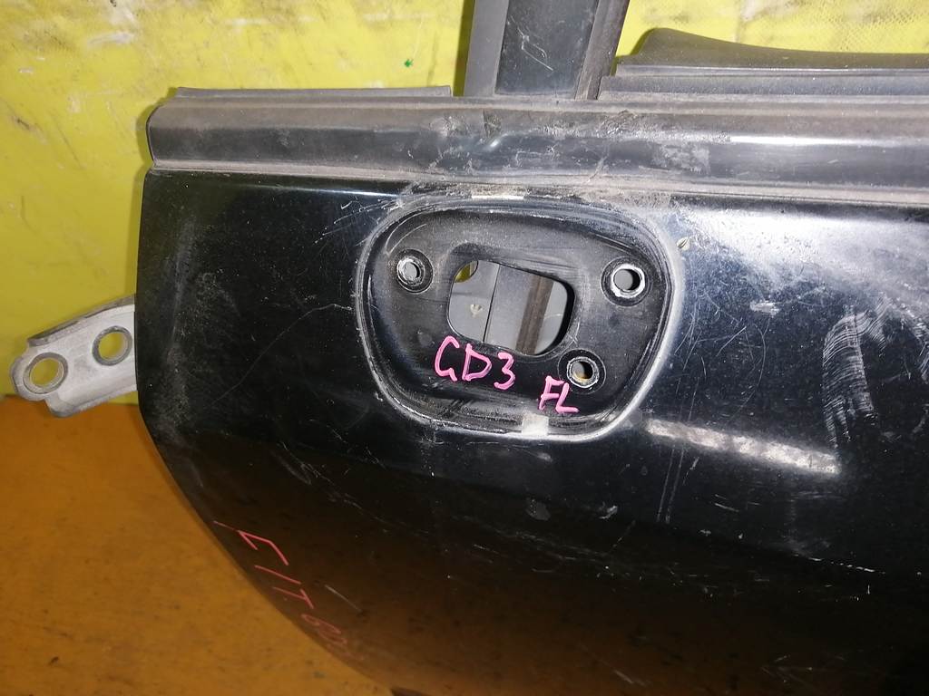 дверь Honda Fit