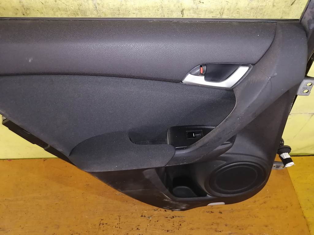 дверь Honda Accord