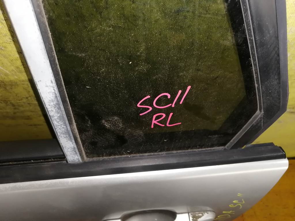 дверь Nissan Tiida Latio