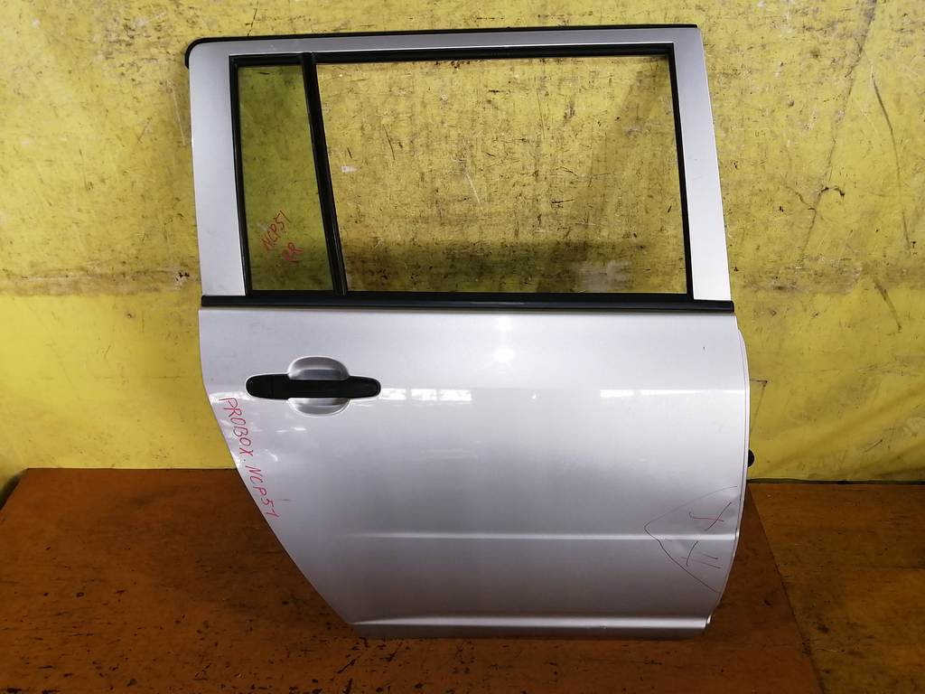 дверь Toyota Probox