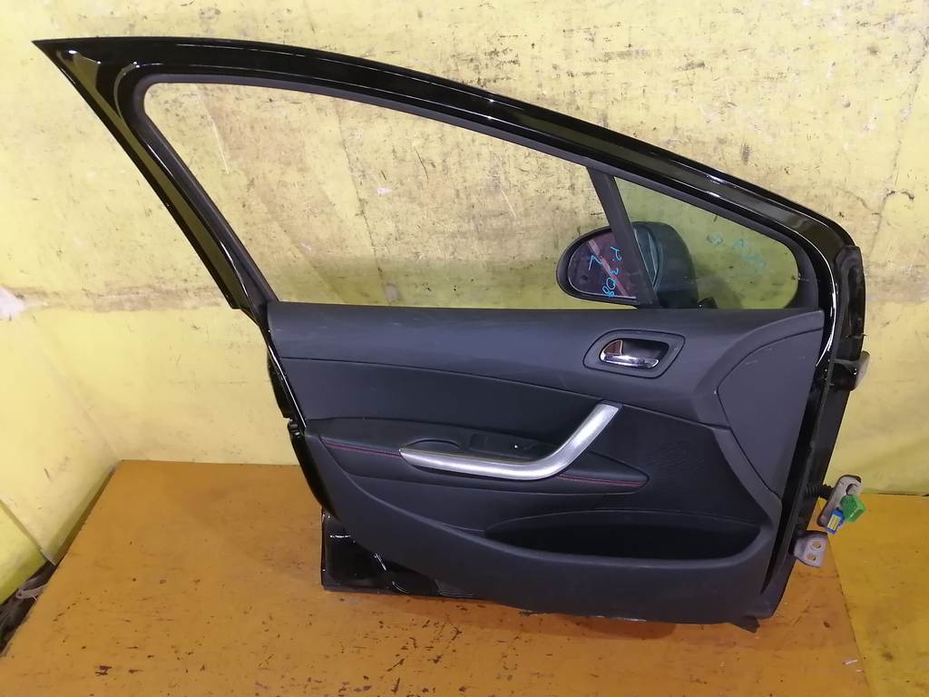 дверь Peugeot 308