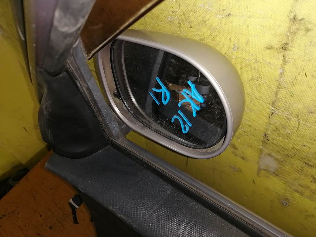 зеркало Nissan March