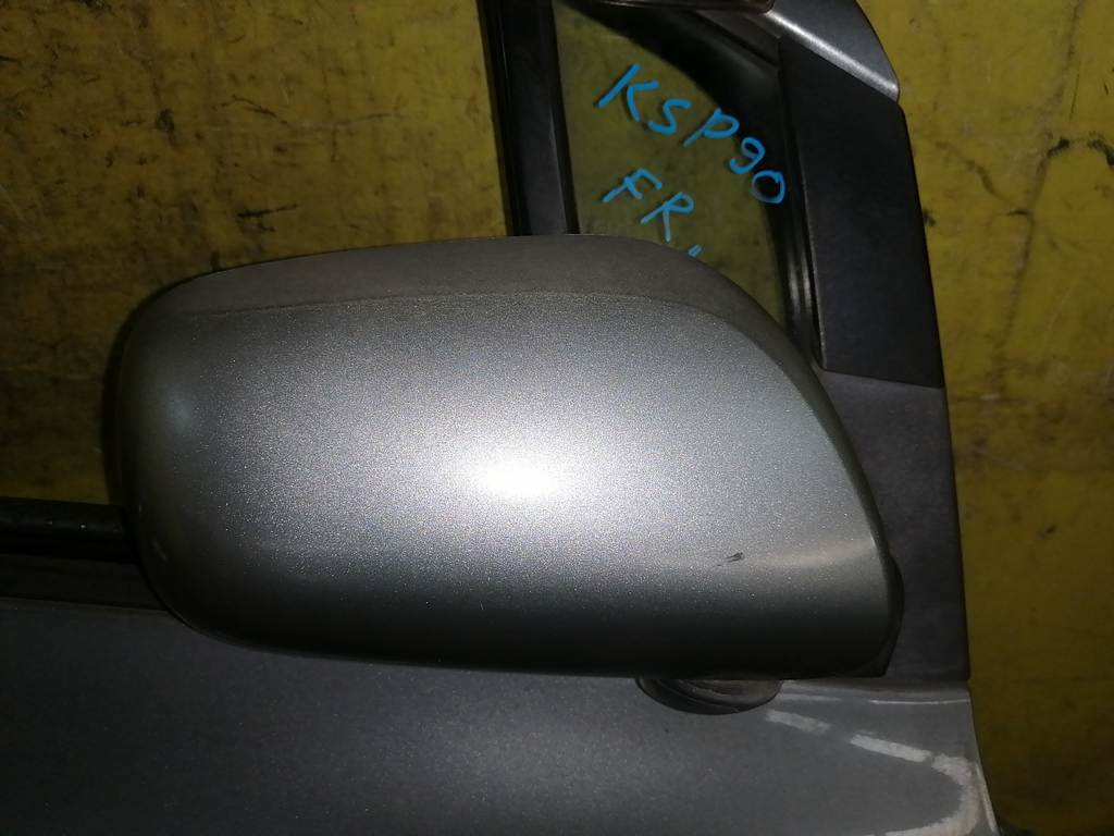 зеркало Toyota Vitz