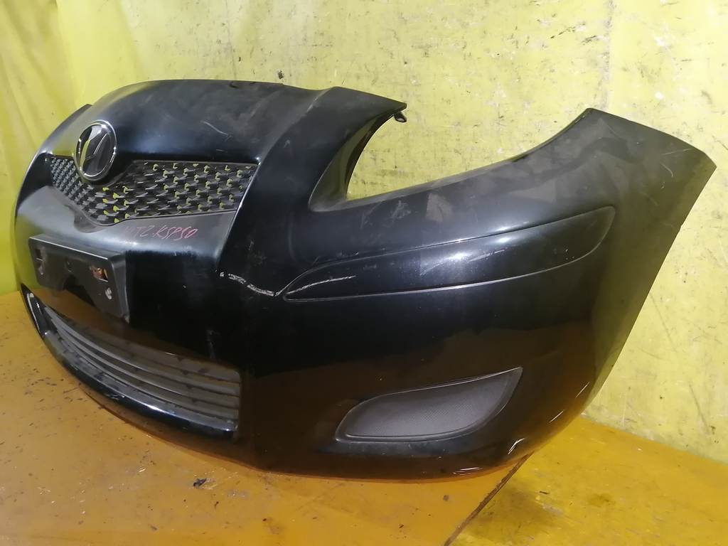 бампер Toyota Vitz