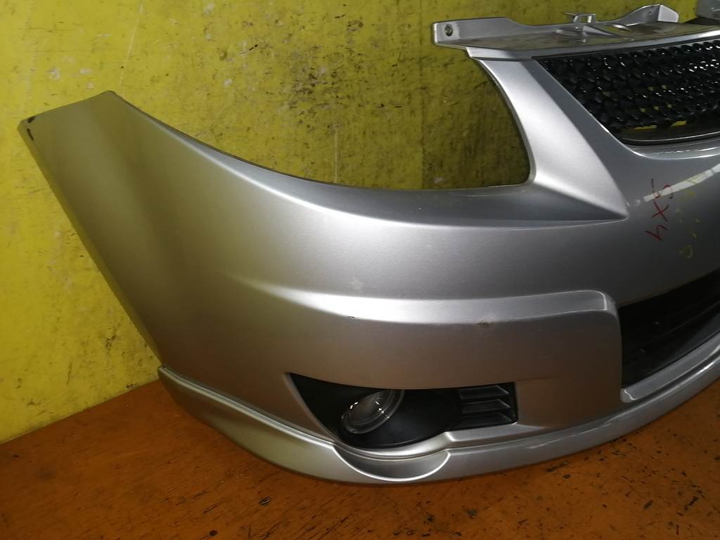бампер Suzuki SX4