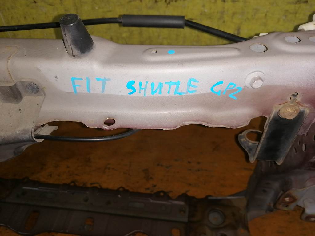 рамка радиатора Honda Fit Shuttle
